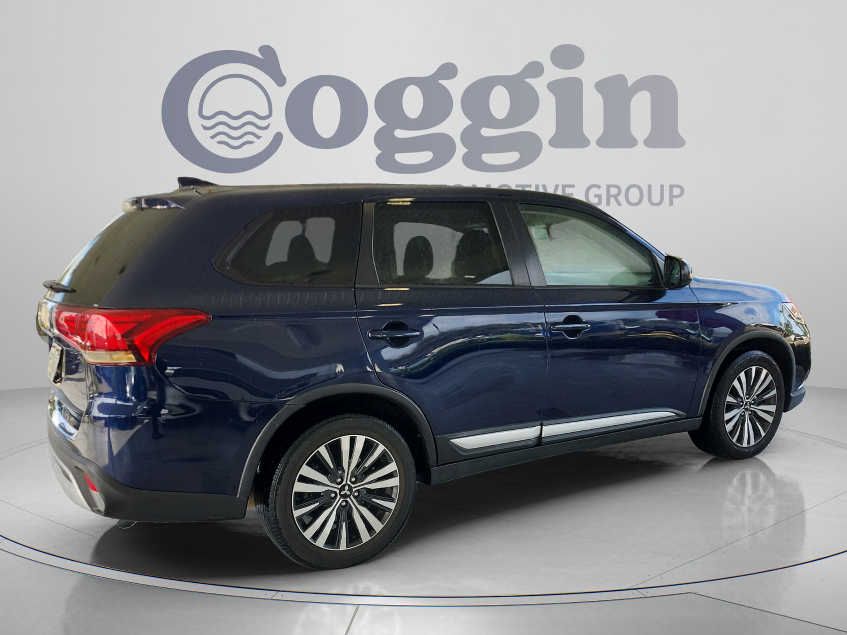 Used 2020 Mitsubishi Outlander ES FWD image 4