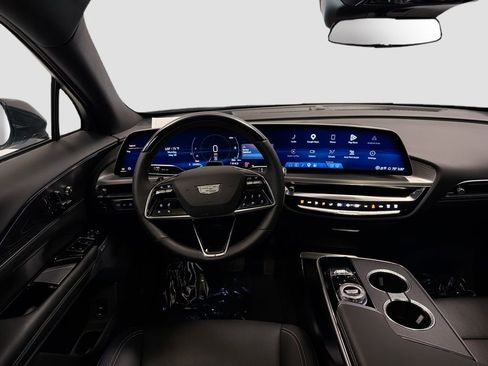 Used 2024 Cadillac Lyriq Sport AWD/4WD image 26