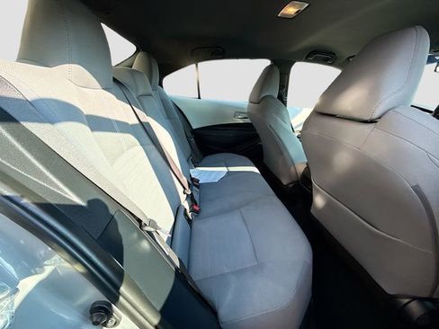 Used 2021 Toyota Corolla SE w/ Carpet Mat Package (TMS) image 25