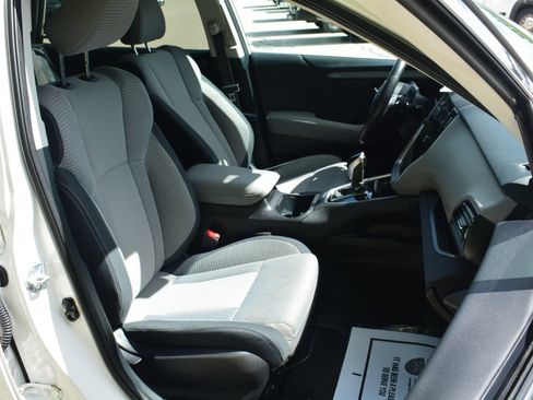 Used 2023 Subaru Outback Premium AWD/4WD image 18