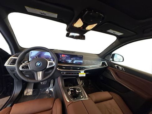 New 2026 BMW X5 xDrive50e w/ M Sport Package image 19