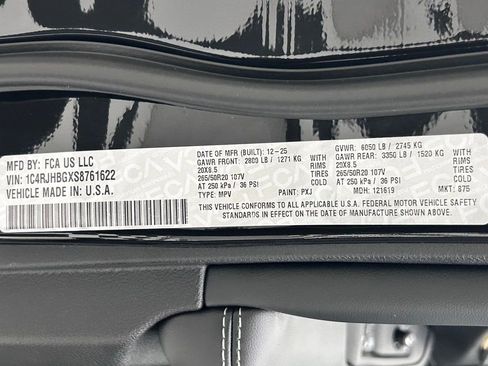 New 2025 Jeep Grand Cherokee Limited image 23