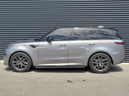 Used 2024 Land Rover Range Rover Sport Dynamic SE AWD/4WD image 2