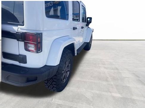 Used 2018 Jeep Wrangler Unlimited Sport AWD/4WD image 3