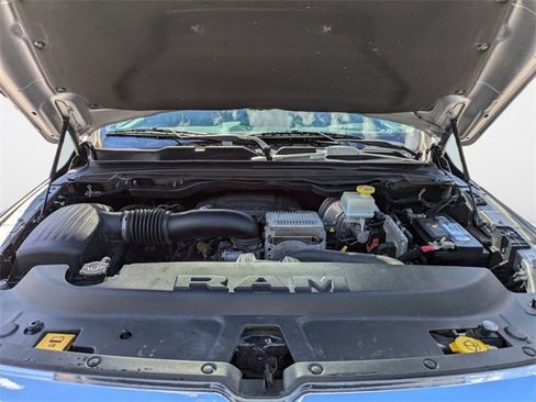 Used 2021 RAM 1500 Laramie w/ Off Road Group image 10