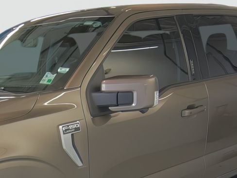 Used 2021 Ford F150 Lariat w/ FX4 Off-Road Package AWD/4WD image 9