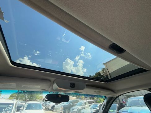 Used 2005 Ford F150 Lariat image 14