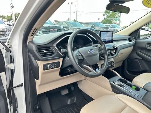 Used 2020 Ford Escape SEL FWD image 28