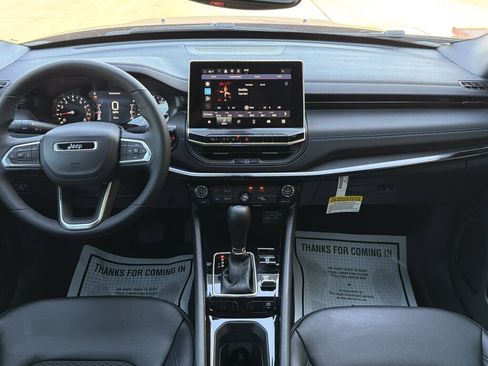 New 2026 Jeep Compass Latitude AWD/4WD image 11