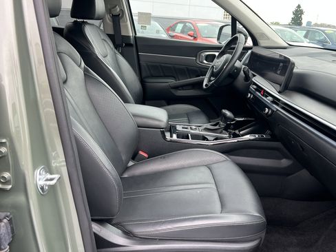 Certified 2024 Kia Sorento SX image 14
