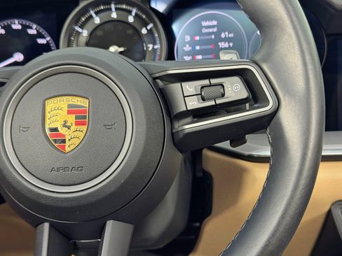 Used 2022 Porsche 911 Targa 4S w/ Premium Package image 22