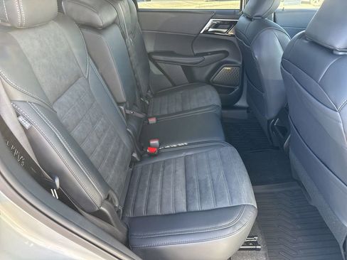 New 2026 Mitsubishi Outlander SE FWD image 25