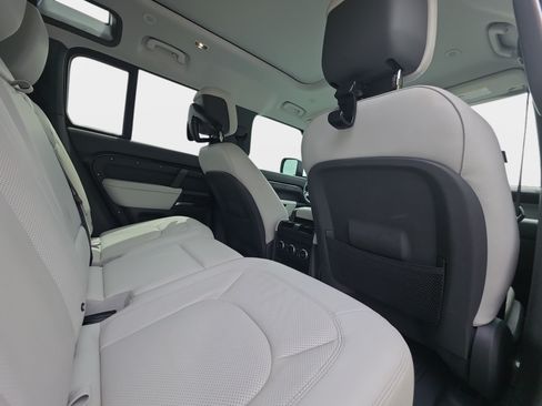 Certified 2025 Land Rover Defender 110 S AWD/4WD image 11