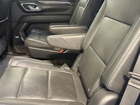 Used 2021 Chevrolet Tahoe Z71 w/ Luxury Package AWD/4WD image 22