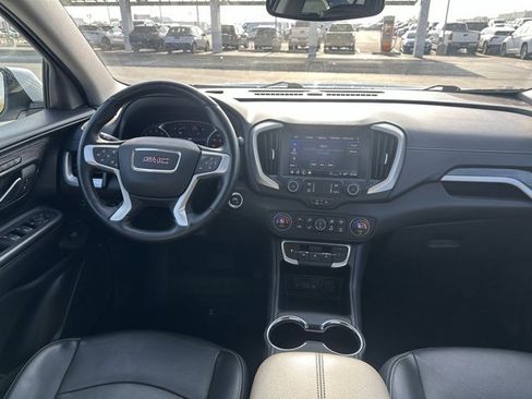Certified 2024 GMC Terrain SLT image 21
