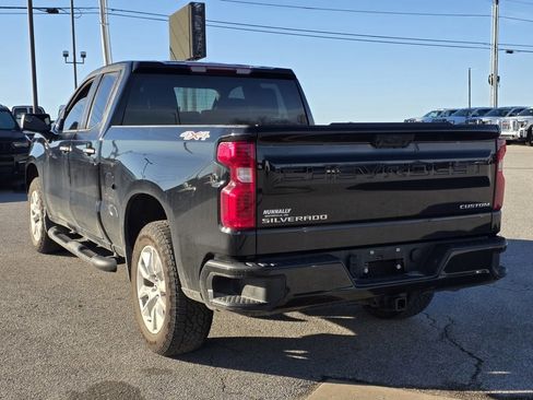 Used 2024 Chevrolet Silverado 1500 Custom image 5
