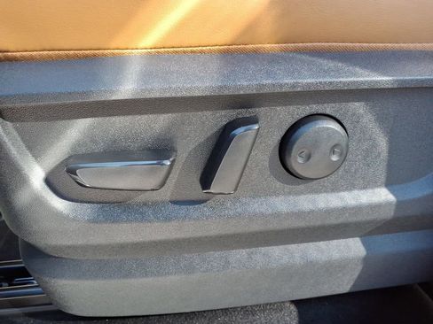 New 2026 Nissan Armada SL image 24