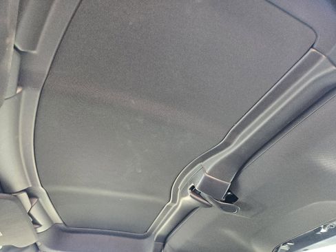 Used 2024 Chevrolet Corvette Stingray w/ Z51 Performance Package image 26