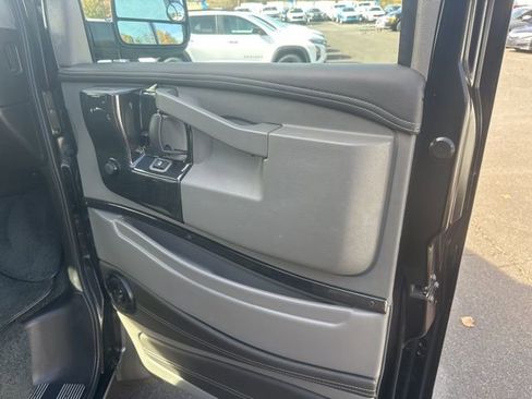 Used 2021 Chevrolet Express 2500 Explorer Van w/ Enhanced Convenience Package image 18