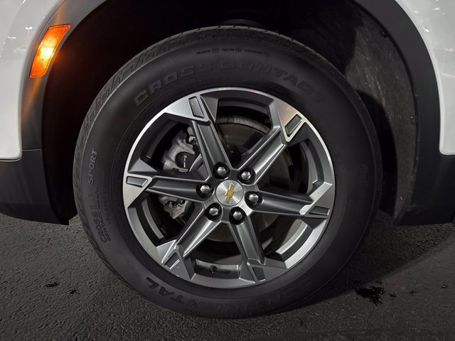 Used 2025 Chevrolet Blazer LT AWD/4WD image 10