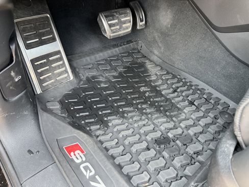 Used 2022 Audi SQ7 Prestige image 17