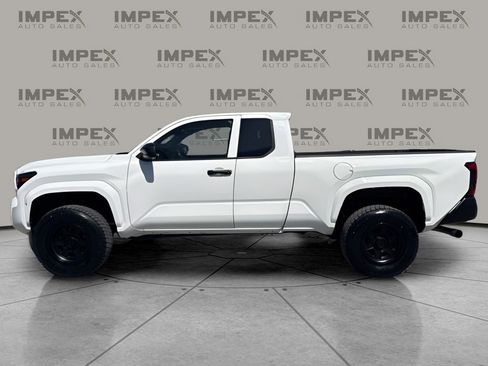 Used 2024 Toyota Tacoma SR RWD image 2