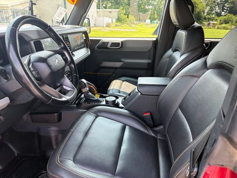 Used 2021 Ford Bronco Badlands AWD/4WD image 9
