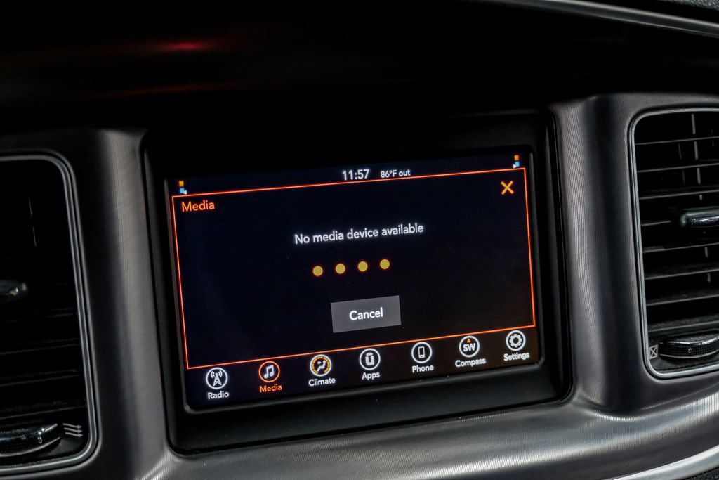 Used 2022 Dodge Charger SXT RWD image 31