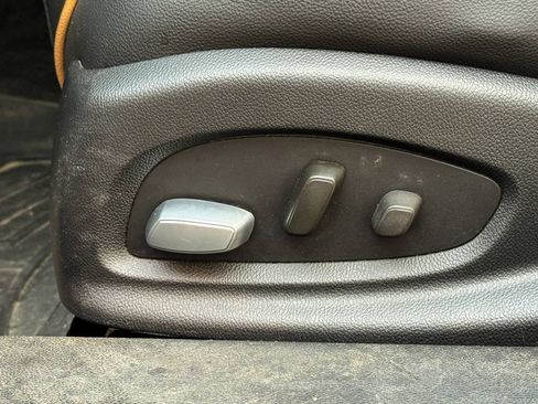Used 2014 Chevrolet Impala LTZ FWD image 21