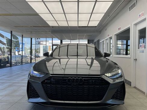 Used 2021 Audi RS 6 w/ Executive Package AWD/4WD image 2