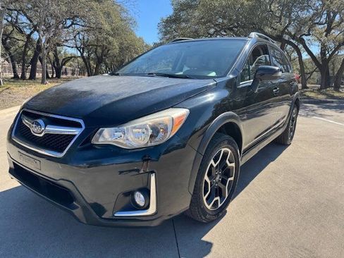 Used 2016 Subaru Crosstrek 2.0i Limited AWD/4WD image 3