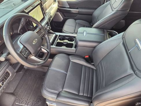 Used 2026 Ford F450 Platinum w/ FX4 Off-Road Package AWD/4WD image 13
