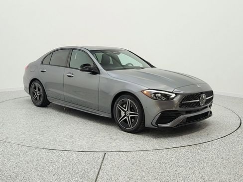 Used 2023 Mercedes-Benz C 300 Sedan image 3