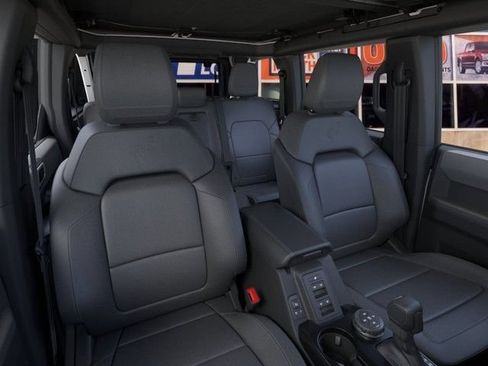 New 2026 Ford Bronco Big Bend w/ Black Diamond Package AWD/4WD image 10
