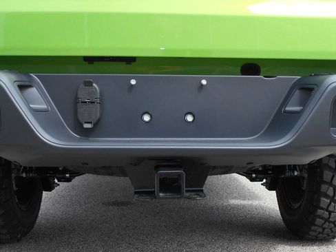 New 2025 Jeep Gladiator Sport image 12