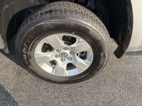 Used 2025 RAM 1500 Big Horn AWD/4WD image 46