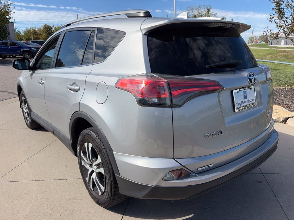 Used 2017 Toyota RAV4 LE w/ All Weather Liner Package AWD/4WD image 17