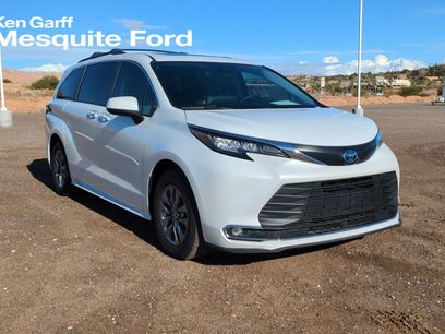 Used 2023 Toyota Sienna XLE