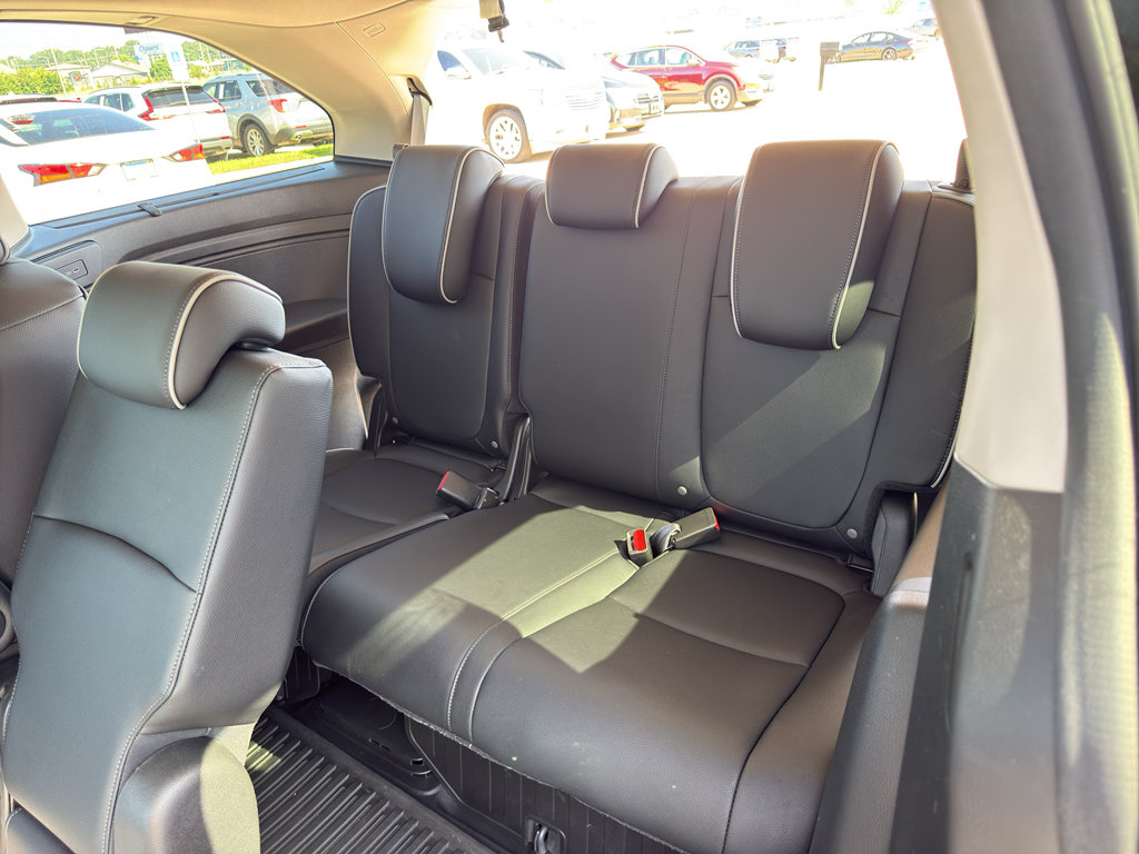 Used 2025 Honda Odyssey Touring image 17