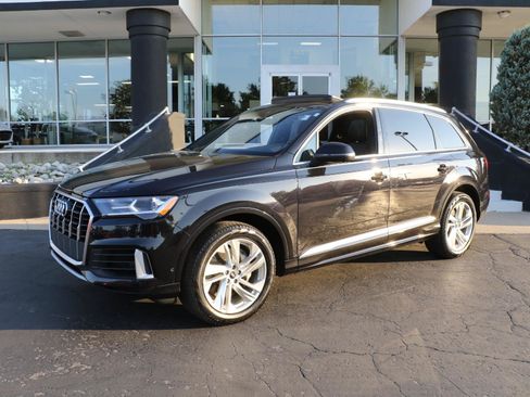 Used 2021 Audi Q7 3.0T Premium w/ Convenience Package AWD/4WD image 1