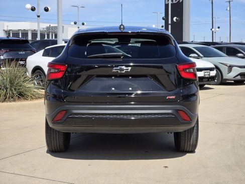 Used 2024 Chevrolet Trax RS image 13