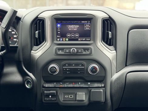 Certified 2025 Chevrolet Silverado 2500 Custom w/ Custom Convenience Package image 22