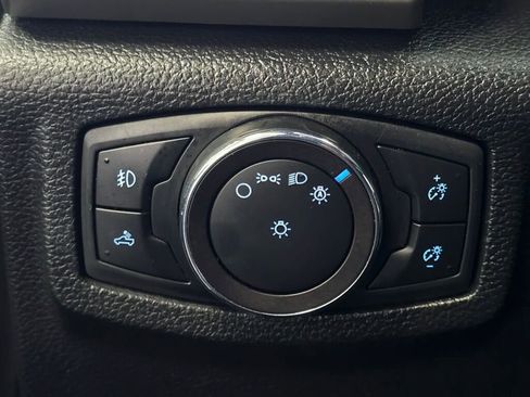 Used 2018 Ford F150 Lariat w/ Equipment Group 501A Mid image 38