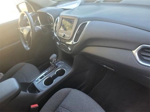 Certified 2023 Chevrolet Equinox LT w/ Driver Convenience Package image 21