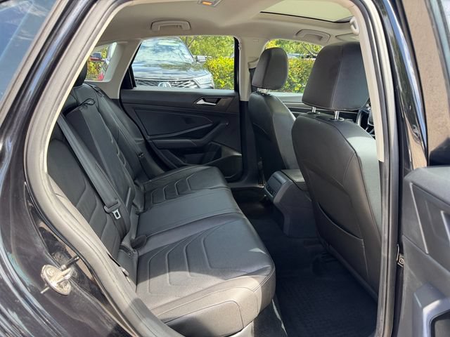 Used 2019 Volkswagen Jetta SEL Premium FWD image 18