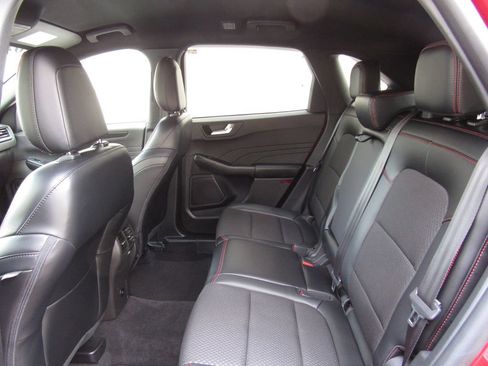 Used 2024 Ford Escape ST-Line w/ Tech Pack #1 AWD/4WD image 16