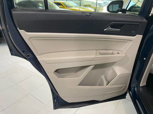 Used 2021 Volkswagen Atlas SEL Premium image 17