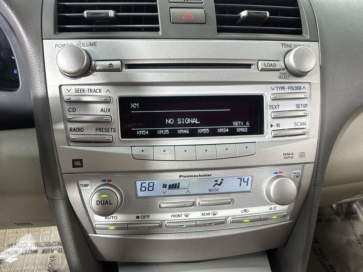 Used 2010 Toyota Camry Hybrid w/ Upgrade Pkg FWD image 28