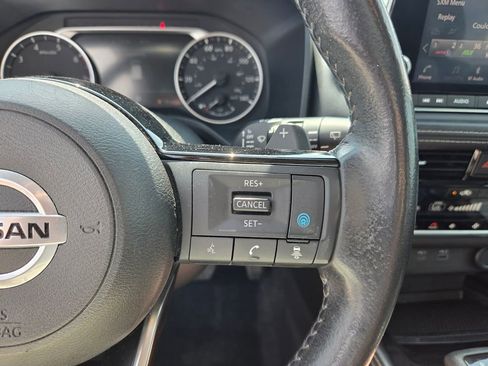 Used 2021 Nissan Rogue SL FWD image 30