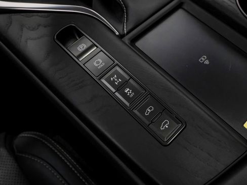 Used 2023 Lexus LX 600 4WD w/ Appearance Package image 25